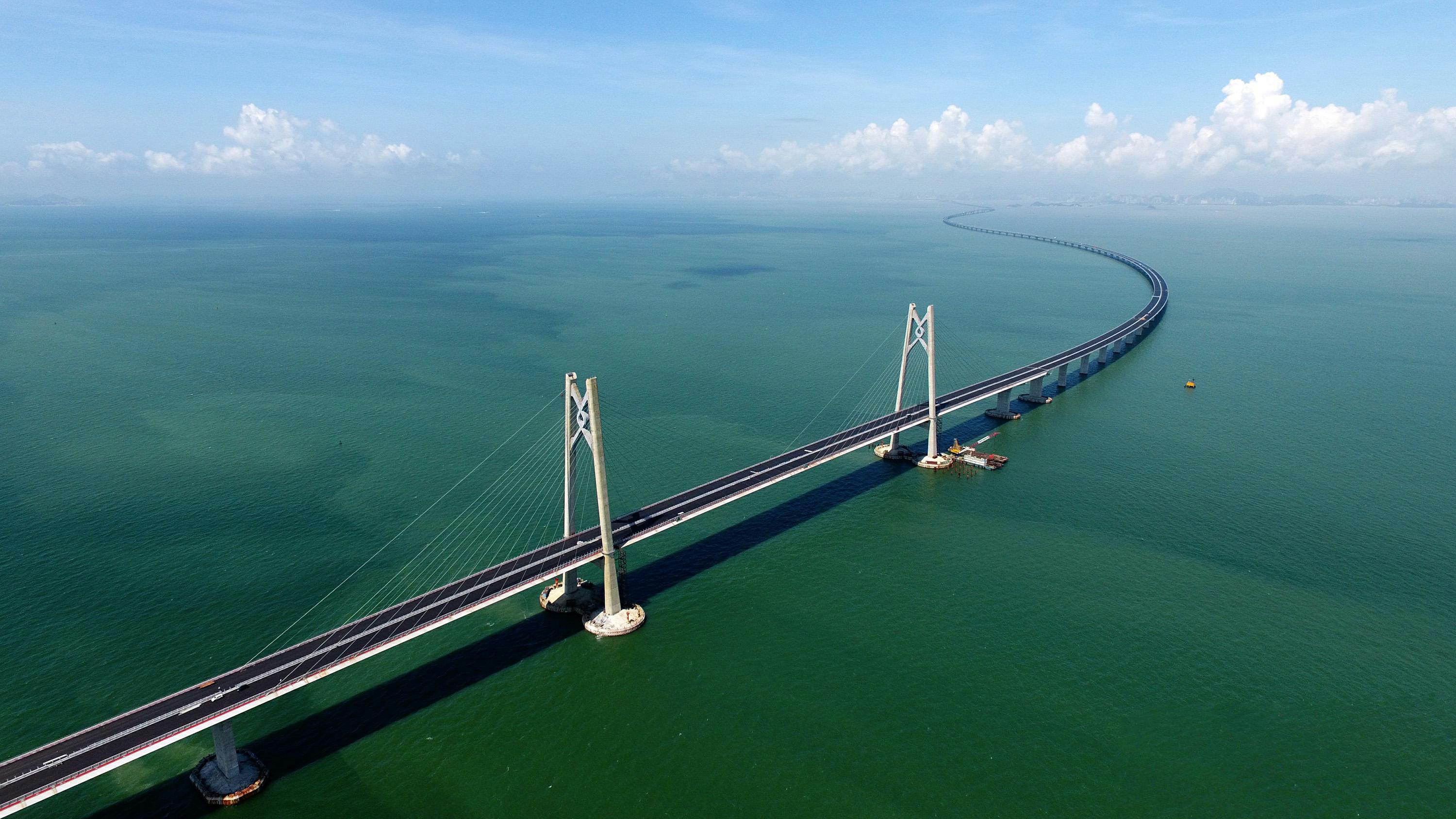 世界最長跨海大橋-港珠澳大橋.jpg